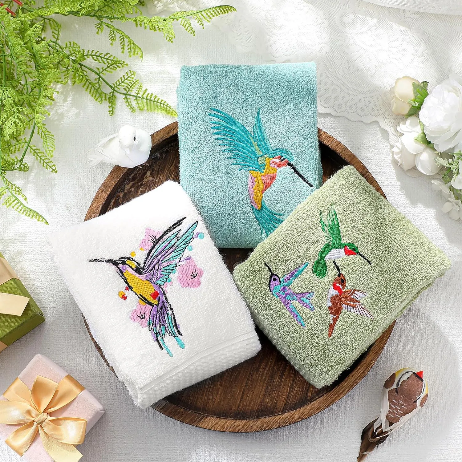 3 Pcs Hummingbird Hand Towels Farmhouse Garden Hummingbird Bathroom Decor 14x29 Inch Embroidered Bird 100% Cotton Soft Decorative Summer Hand Towels for Bathroom Kitchen