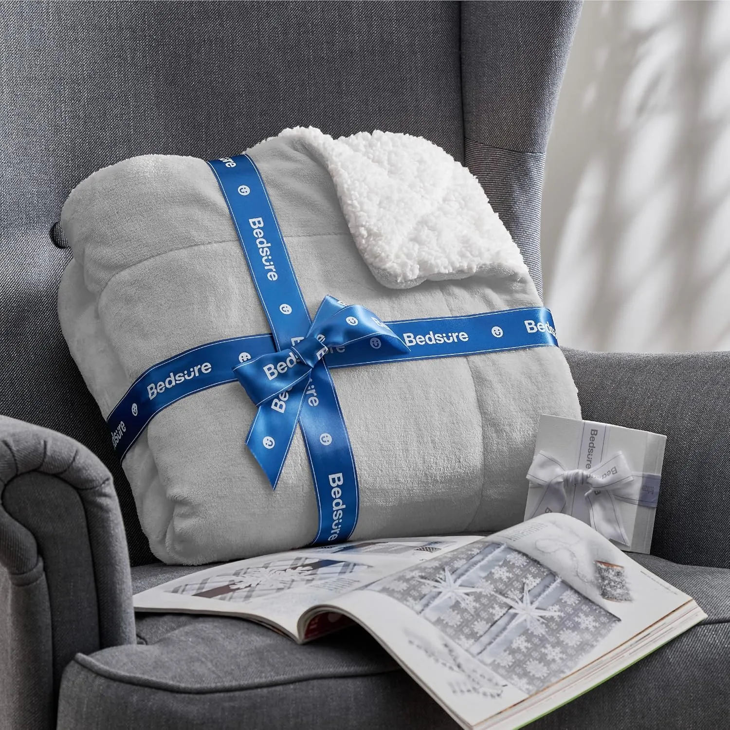 Bedsure Sherpa Fleece Throw Blanket for Couch - Thick and Warm, Soft Fuzzy Plush Throw Blanket for Winter, Light Grey, 50x60 Inches
