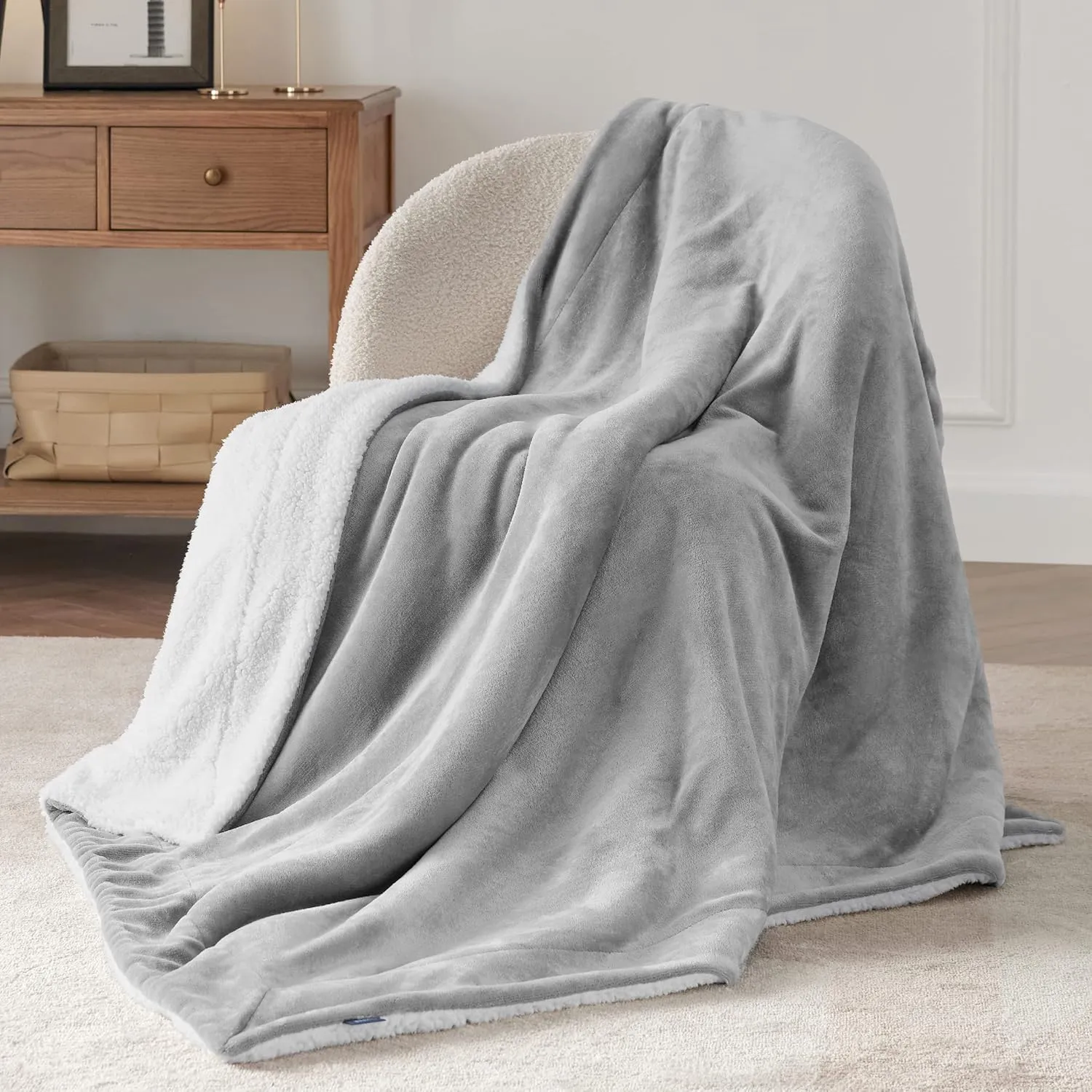Bedsure Sherpa Fleece Throw Blanket for Couch - Thick and Warm, Soft Fuzzy Plush Throw Blanket for Winter, Light Grey, 50x60 Inches