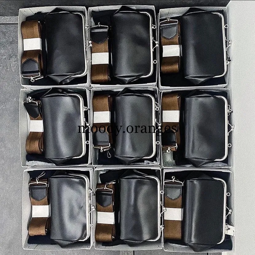 COMME des GARÇONS Aoyama Seatbelt Bag M Size