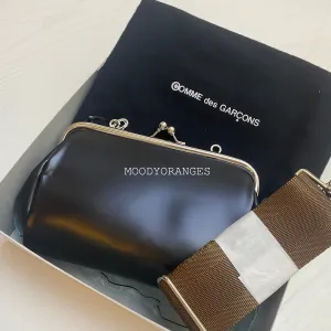 COMME des GARÇONS Aoyama Seatbelt Bag M Size