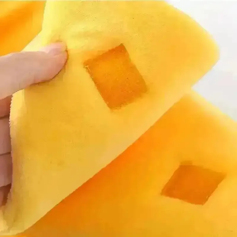 Cozy Banana-Shaped Winter Pet Bed