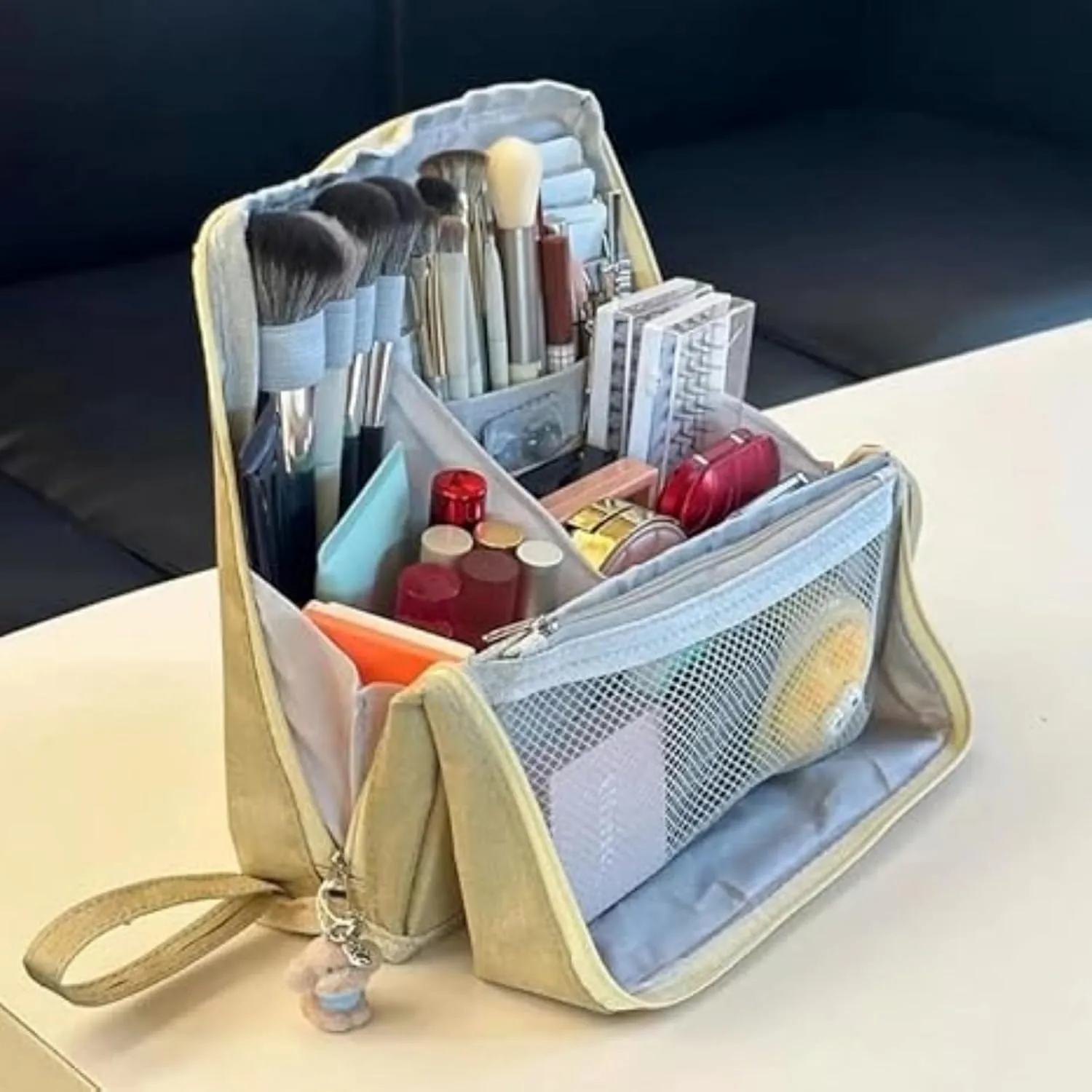 Doresty Makeup Bag, Doresty Multi-purpose Large Capacity Oxford Cloth Standing Makeup Bag, Makeup Bags with Compartments and Handle, Portable Travel Makeup Organizer (Beige)