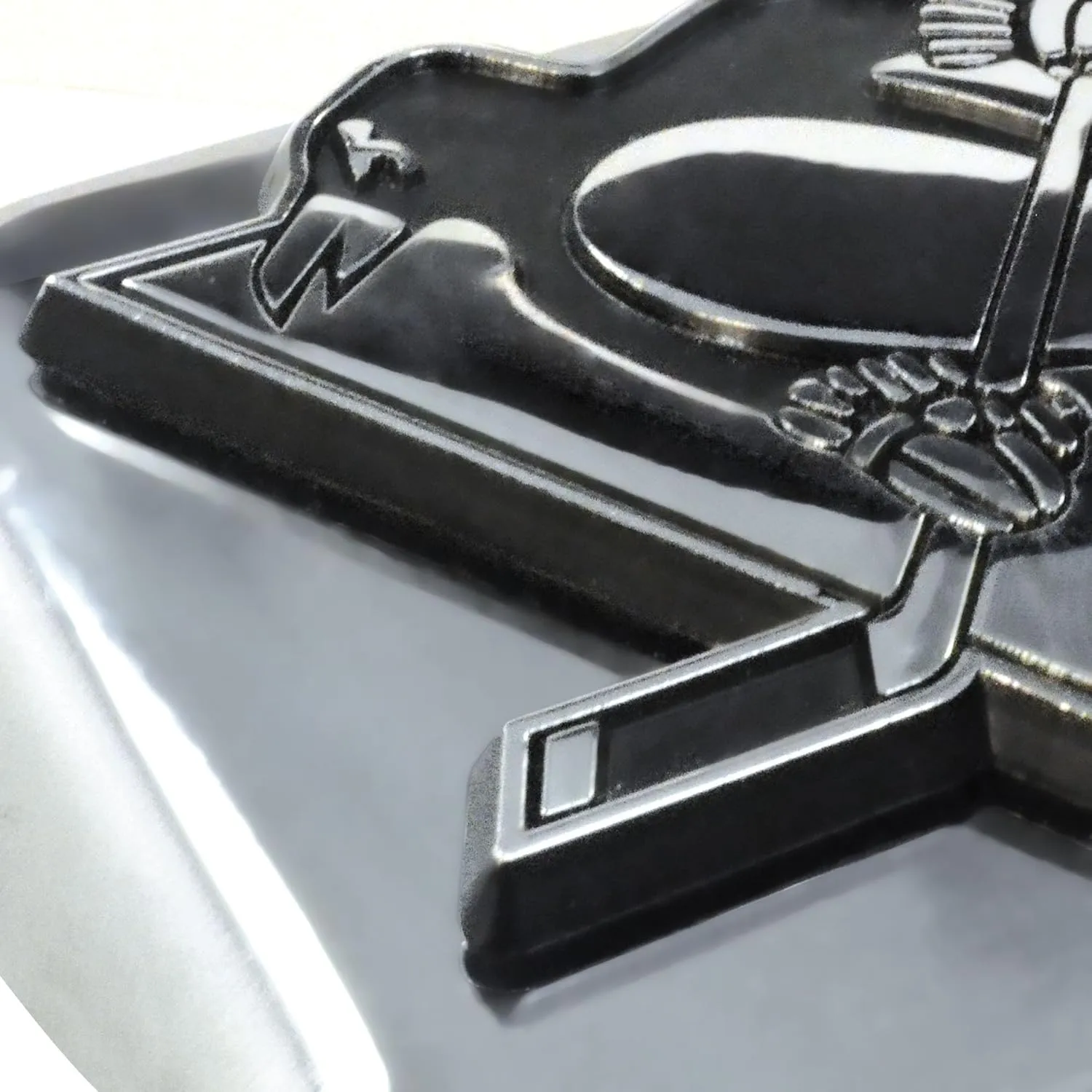 FANMATS NCAA Unisex-Adult Hitch Cover - Chrome