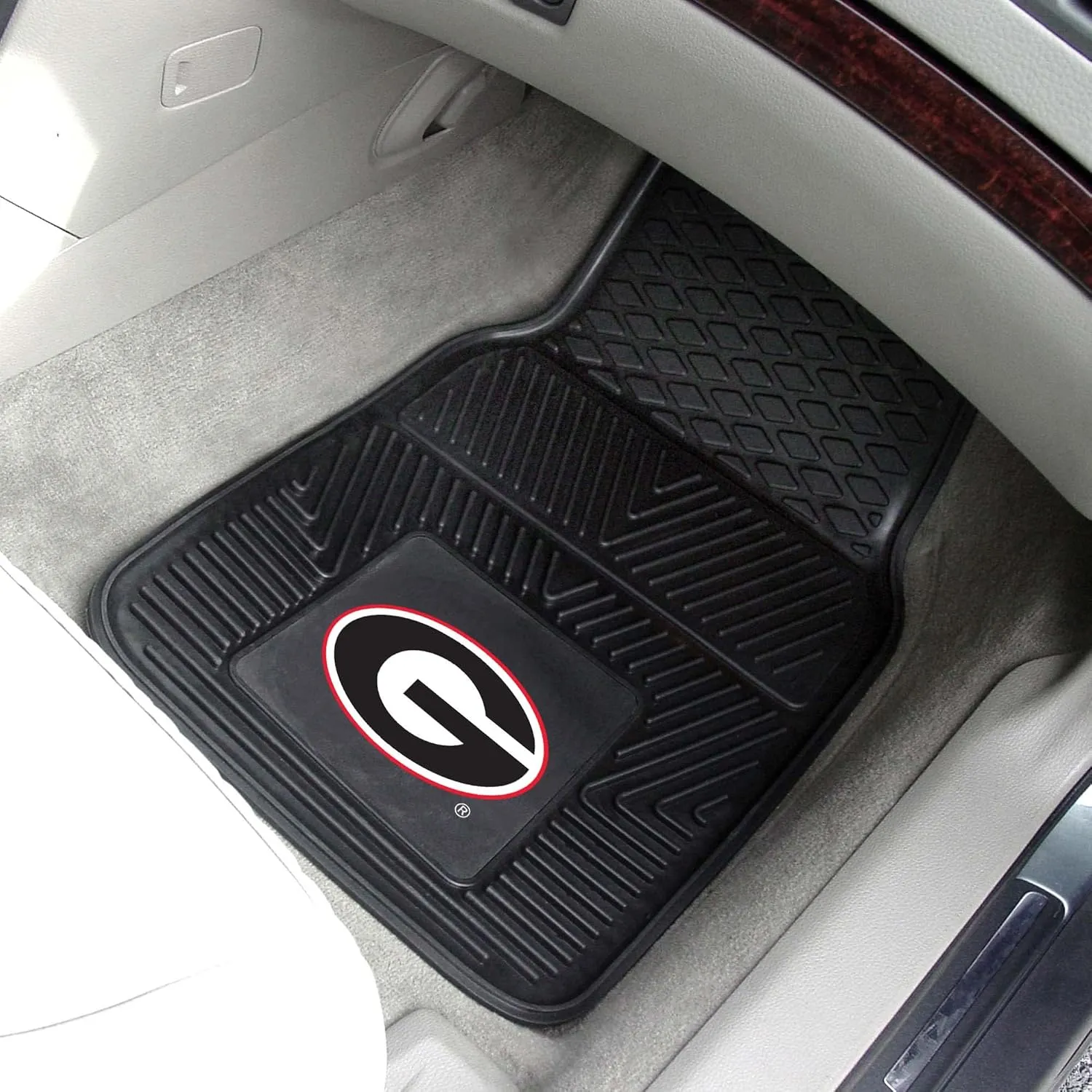 Fanmats University of Georgia Bulldogs Set of 4 Car Mats for Cars, SUV, Pickups - All Weather Protection, Deep Reservoir Design, Universal Fit - 3D NCAA Bulldog Logo - 29”x17” Front-14”x17” Rear Mat