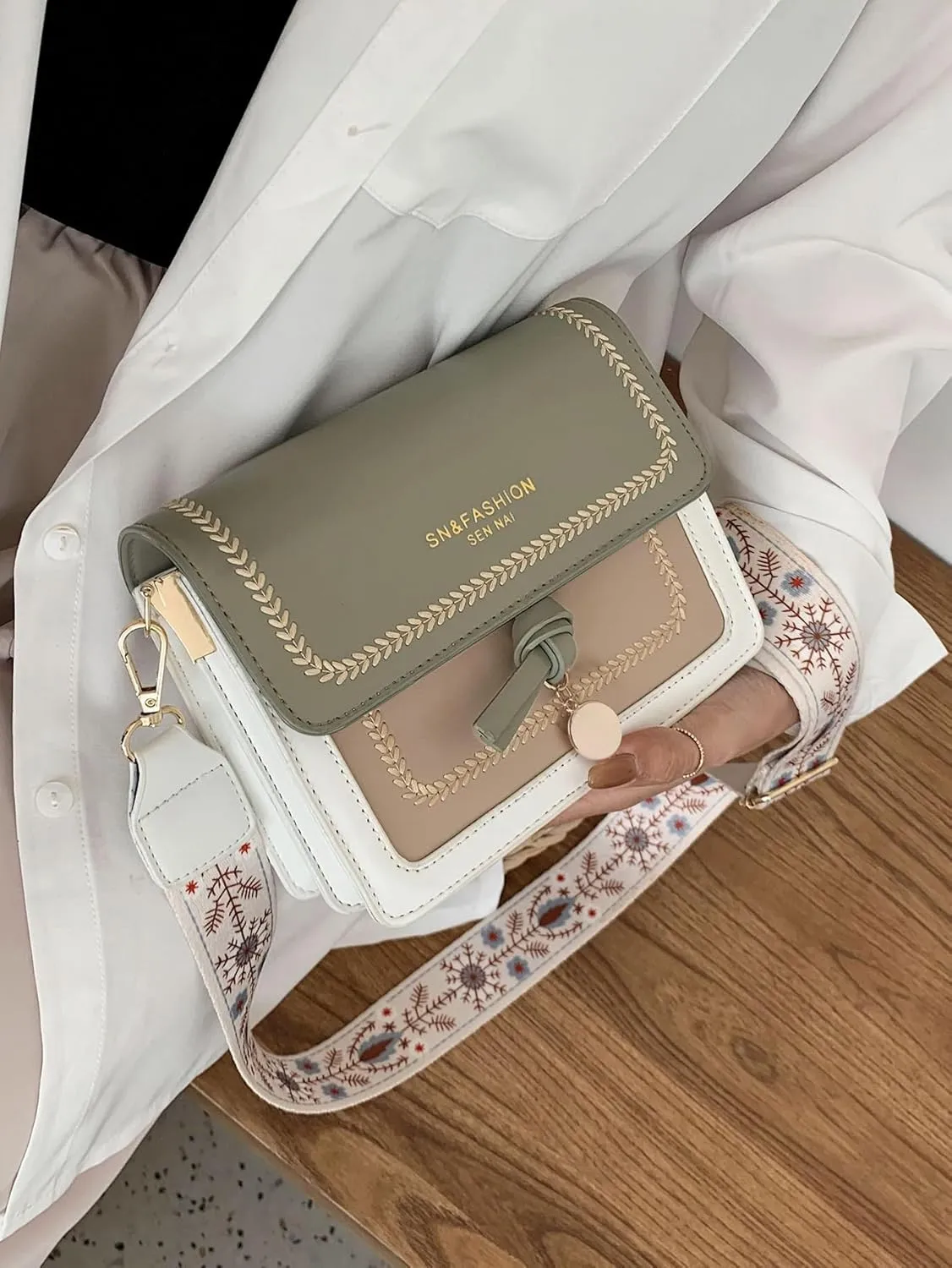 Floerns Women's Crossbody Purse Colorblock Pu Leather Flap Shoulder Handbag Purse