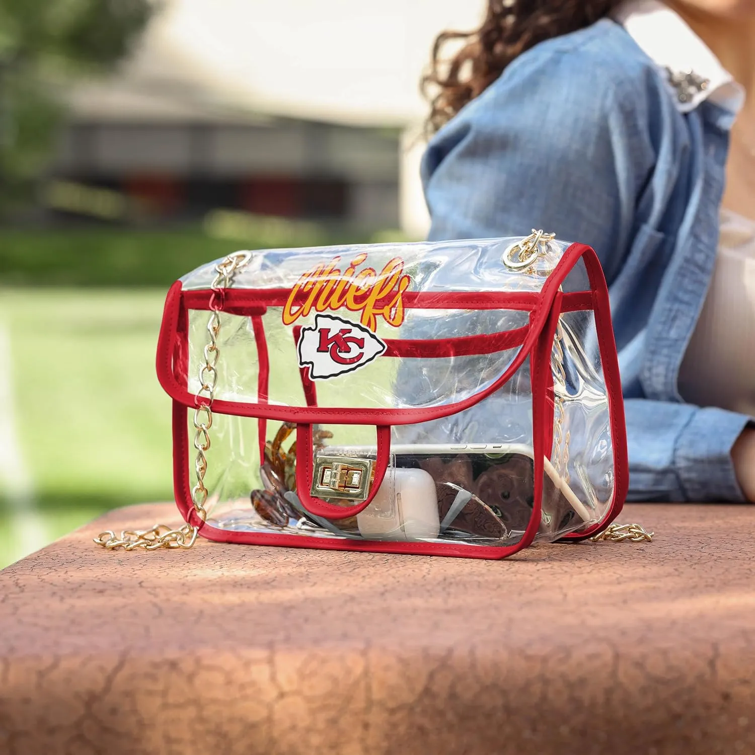 FOCO NFL Team Stadium Ladies Fashion Clear Crossbody Chain Bag