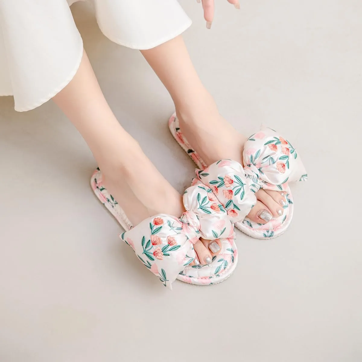 House Slippers For Women With Flower Embroidery Cute Bow Satin Slipper Home Sandals For Home Bedroom Indoor Party Travel
