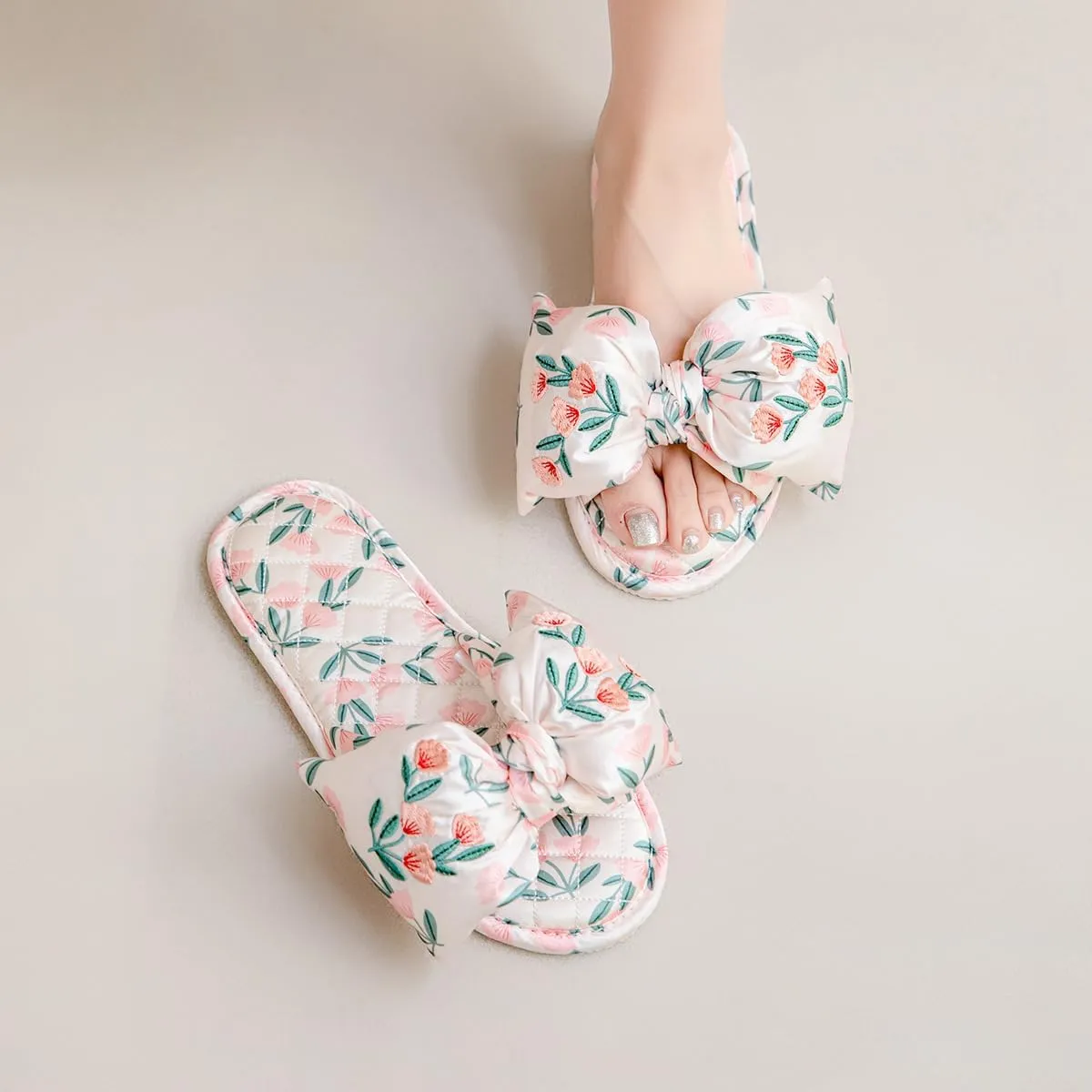 House Slippers For Women With Flower Embroidery Cute Bow Satin Slipper Home Sandals For Home Bedroom Indoor Party Travel