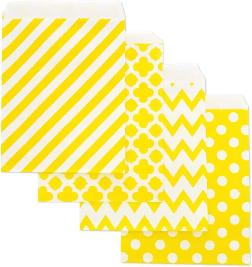KEYYOOMY 100 Pcs Yellow Candy Buffet Bags Small Cookie Bags Polka Dot Paper Treat Bags for Wedding Birthday Party (5 inch x 7 inch)