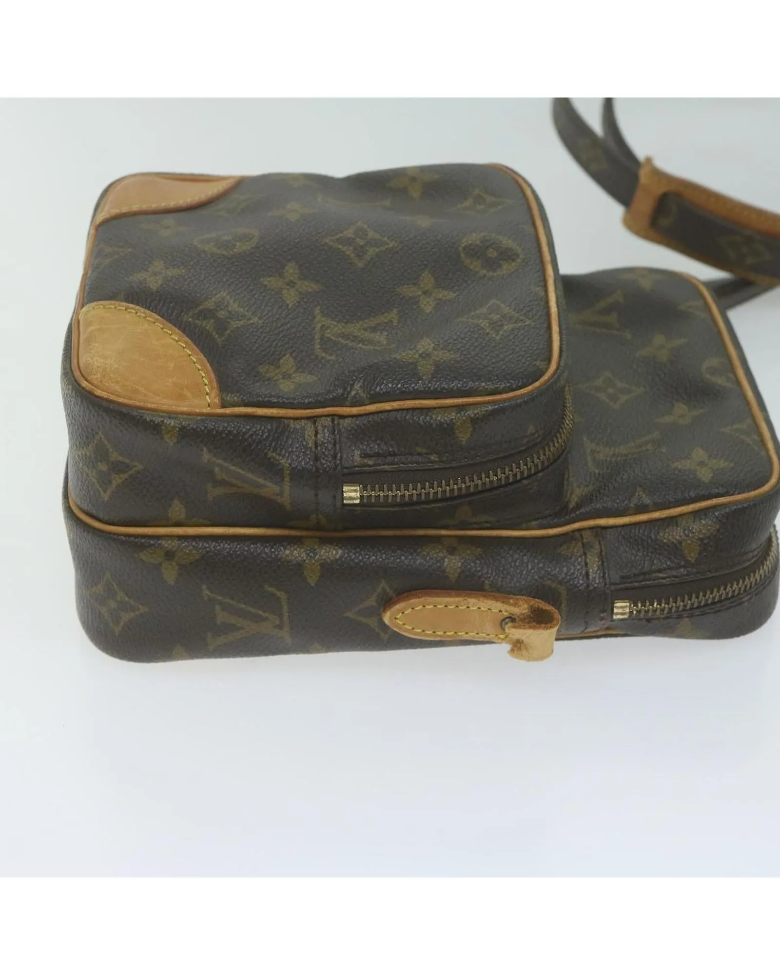 Pochette Crossbody Bag