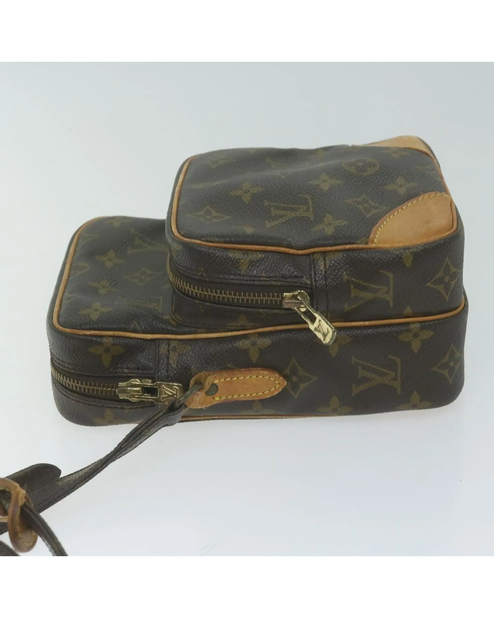 Pochette Crossbody Bag