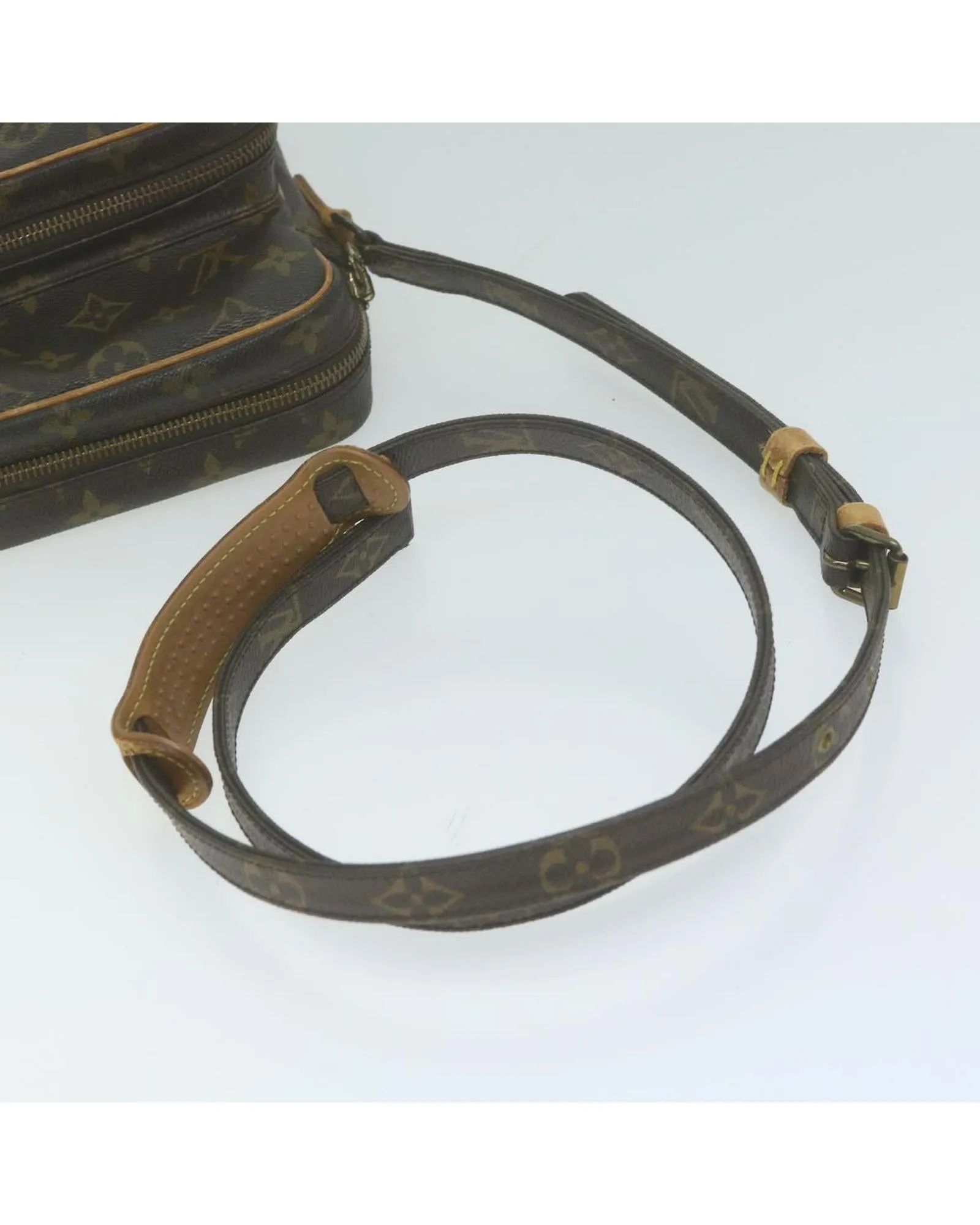 Pochette Crossbody Bag