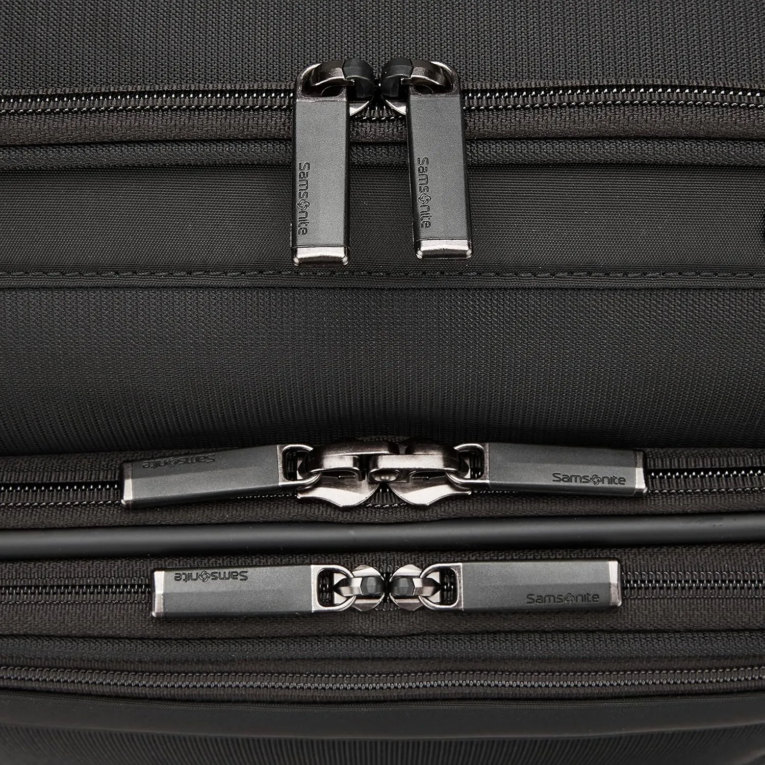 Samsonite Lineate DLX Softside Expandable Luggage with Spinner Wheels, Black, Carry On