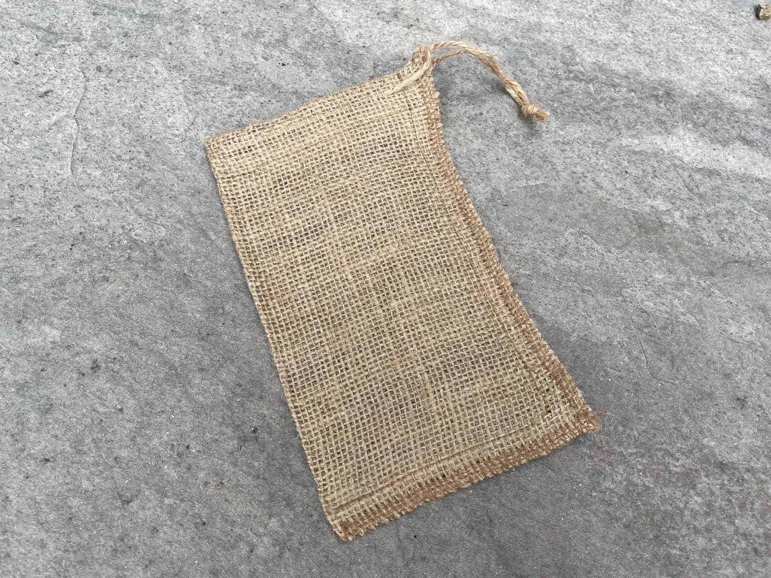 Sandbaggy 4" x 6" Small Burlap Bags With Drawstring - 100% Natural Jute - Gift Bags, Party Favors (25)
