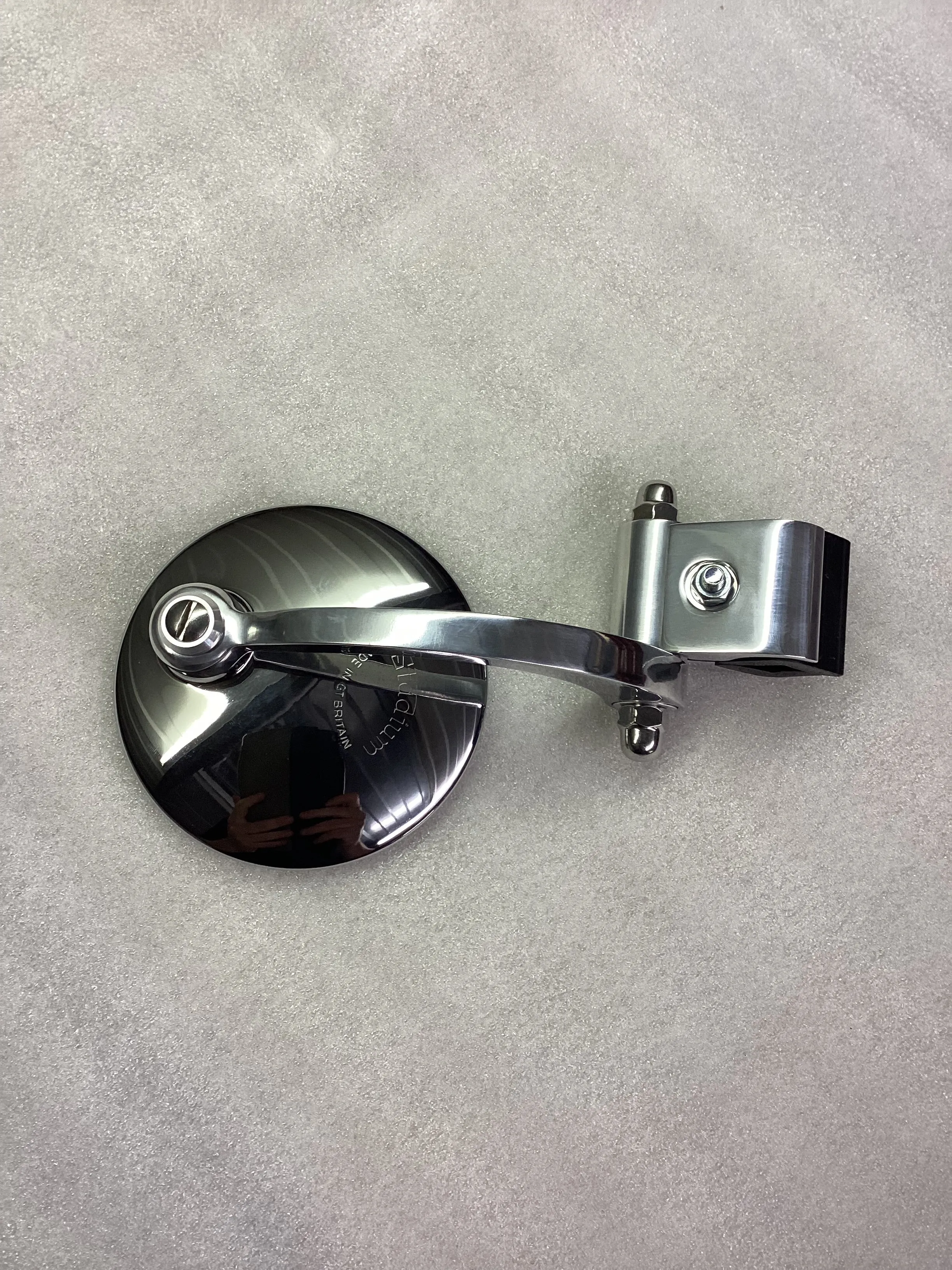 Stadium Leg Shield Mirror Round Left Hand Side