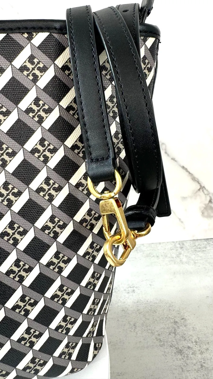 TORY BURCH GEO LOGO TOTE BAG