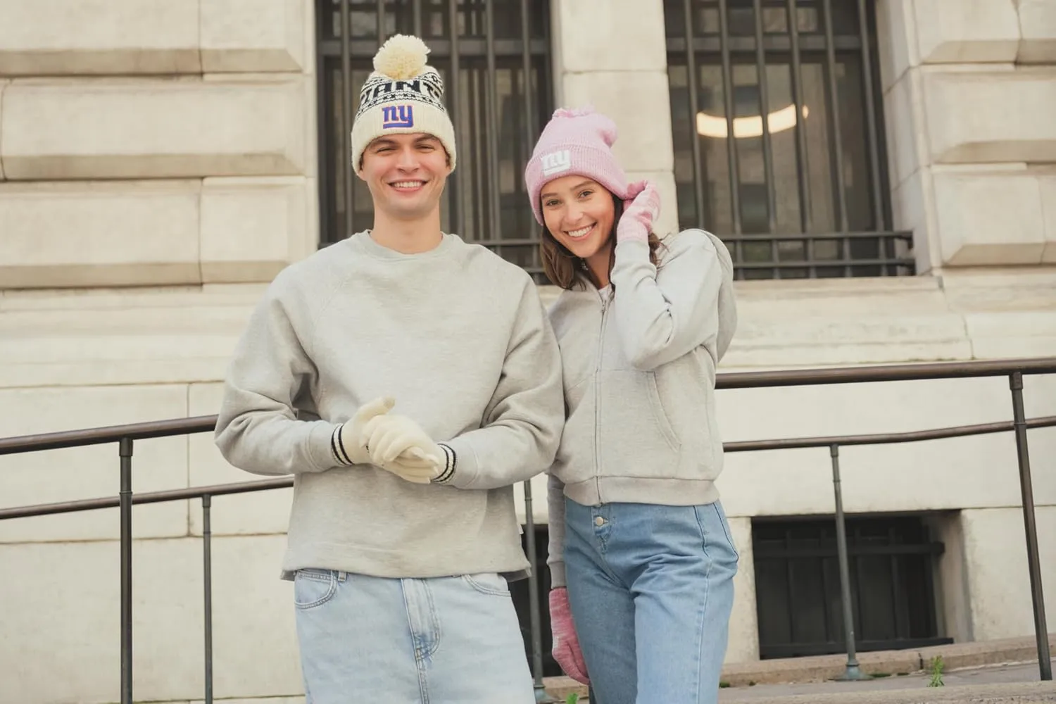Ultra Game Adults Unisex NFL Official Super Soft Winter Beanie Knit Hat With Extra Warm Touch Screen Gloves