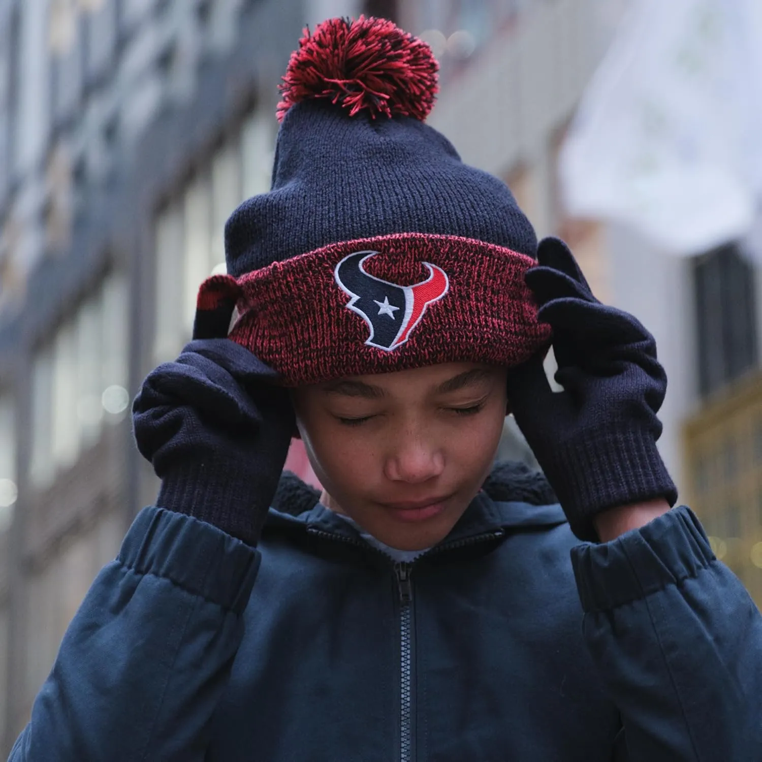 Ultra Game Unisex Kid's Super Soft Two Tone Winter Beanie Knit Hat with Extra Warm Touch Screen Gloves