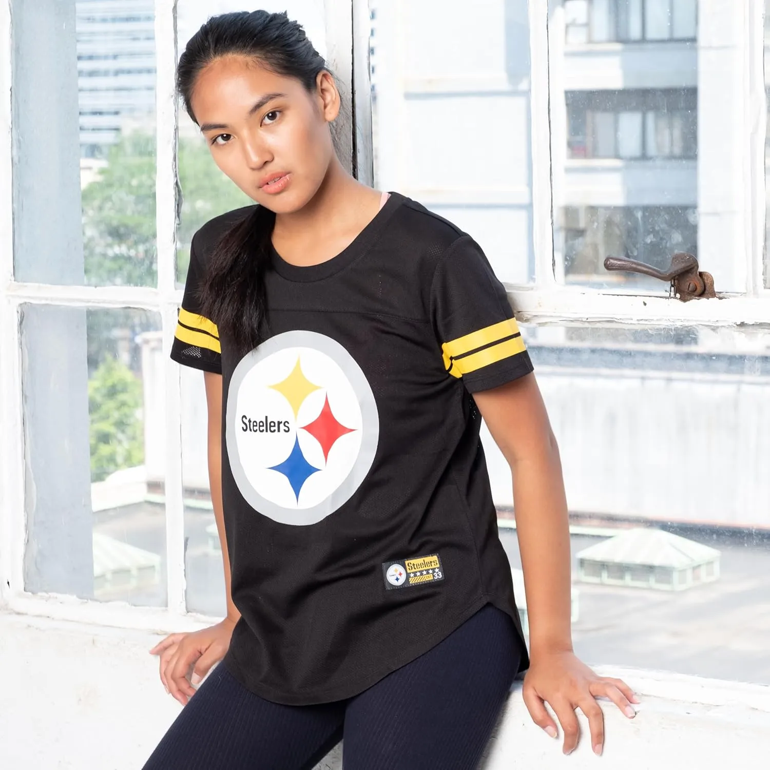 Ultra Game Women's NFL Official Soft Mesh Varsity Stripe T-Shirt