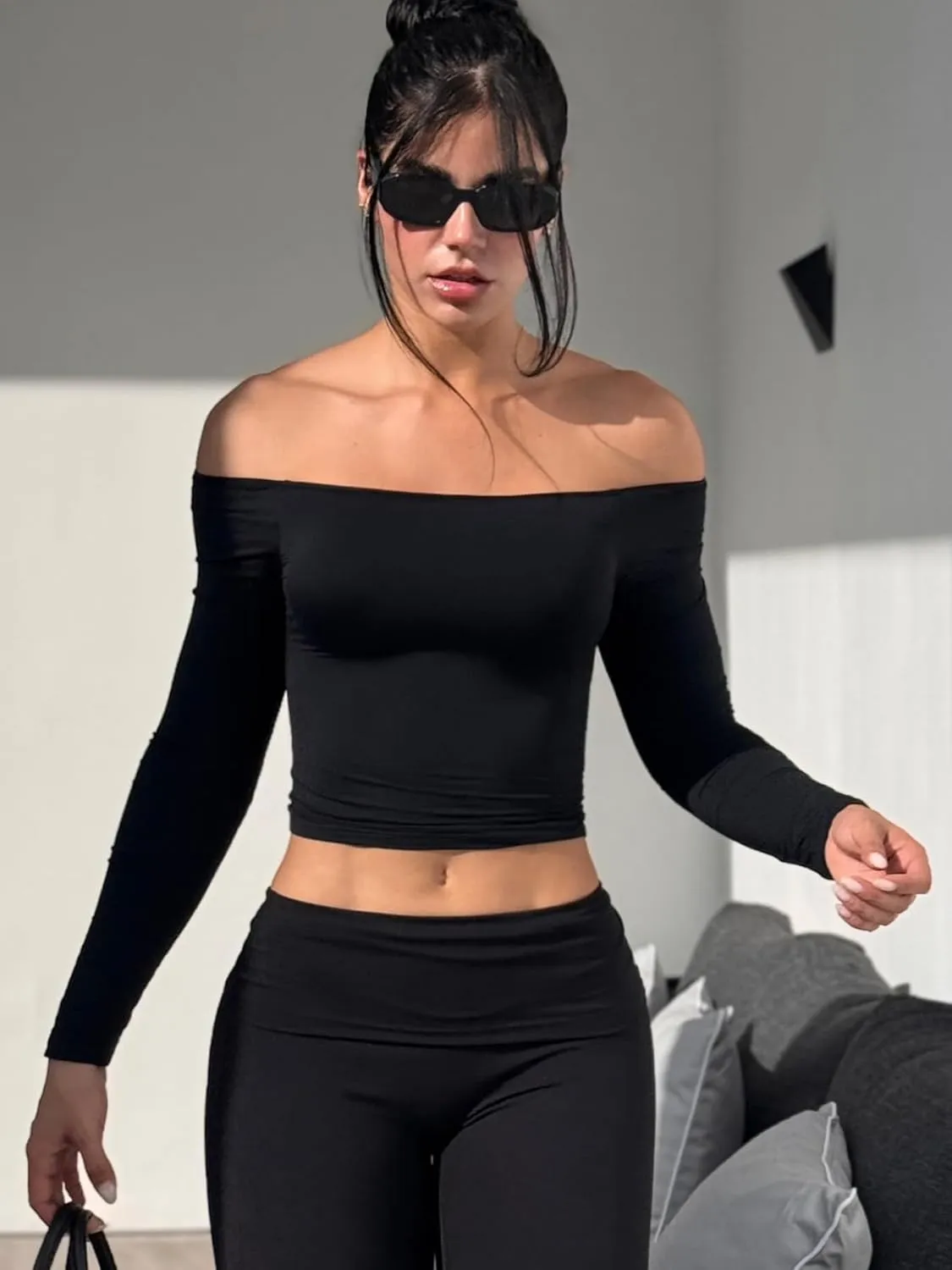 YEOREO Sophie Women Off Shoulder Long Sleeve Shirts Double Lined Basic Undershirt Y2K Going Out Tops