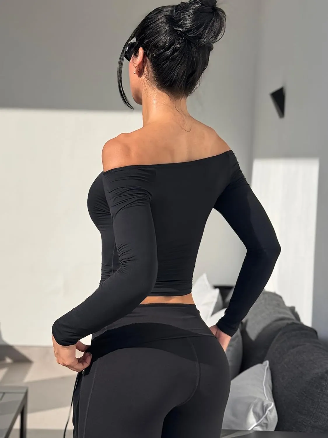 YEOREO Sophie Women Off Shoulder Long Sleeve Shirts Double Lined Basic Undershirt Y2K Going Out Tops